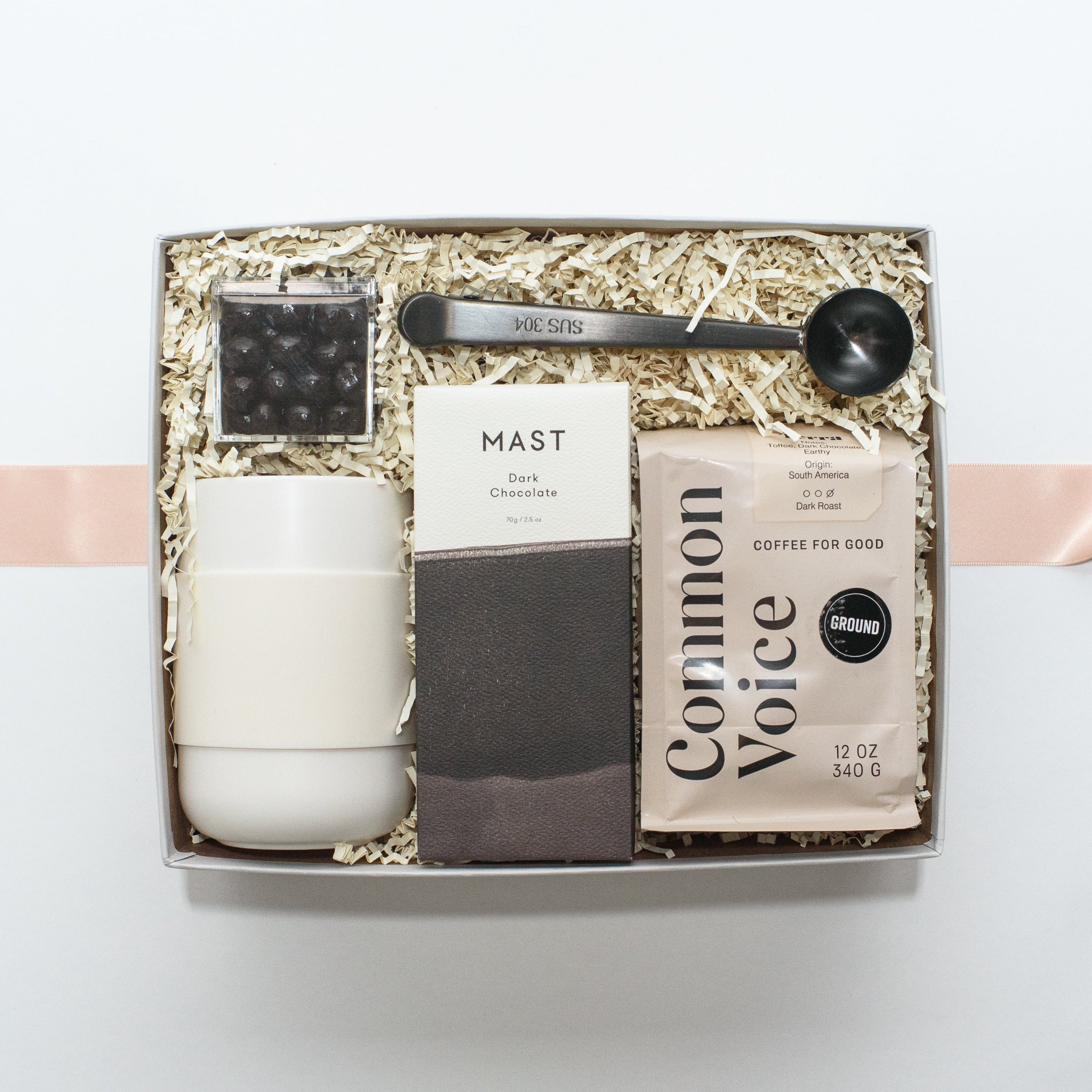 20 Thoughtfully Curated Client Gift Boxes for All Occassions